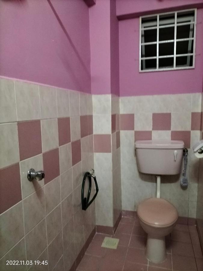 A Room In Aparnt Sri Impian Johor Bahru Bagian luar foto