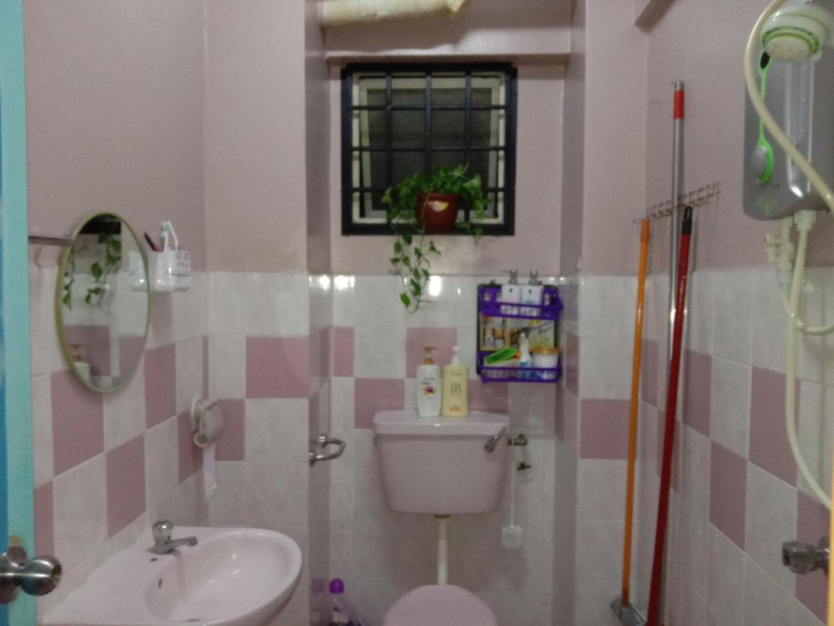 A Room In Aparnt Sri Impian Johor Bahru Bagian luar foto